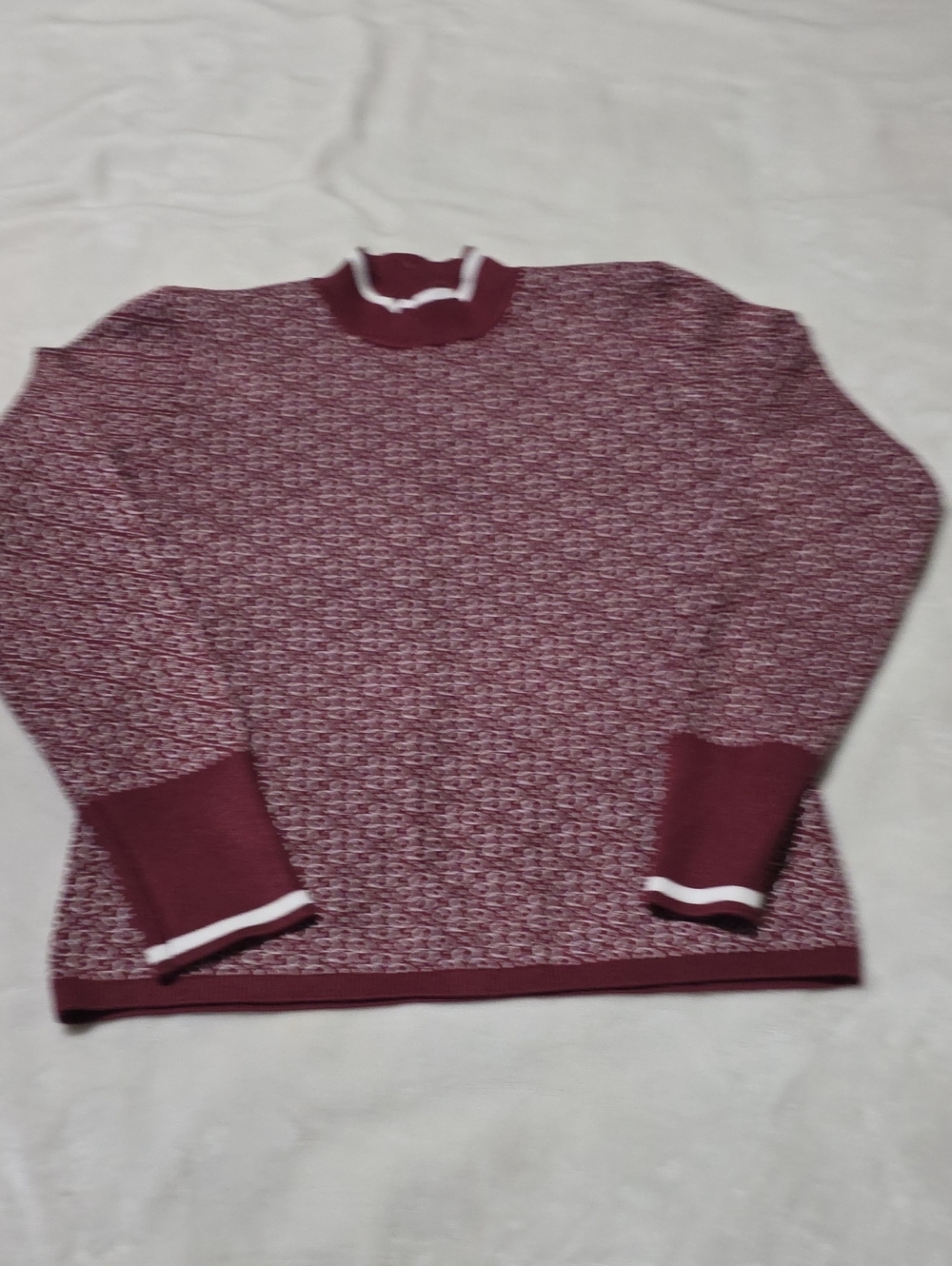 Guess Women's Violet Textured Crewneck Sweater